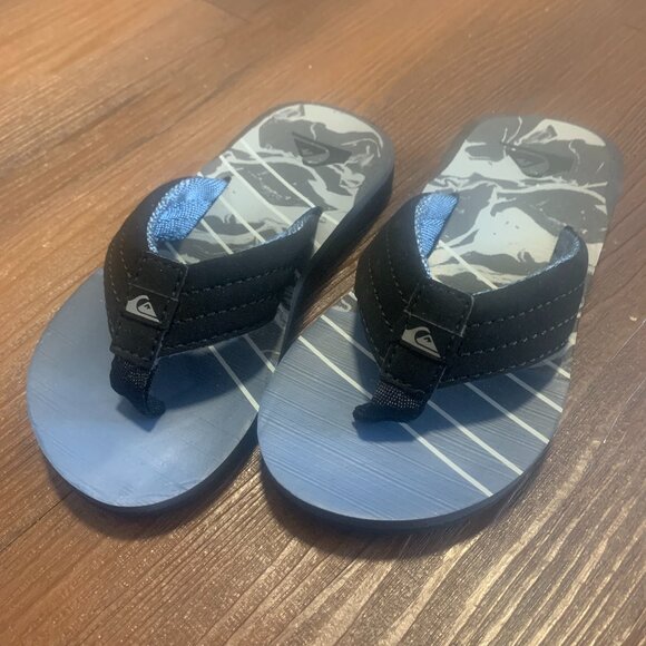 Quicksilver Flip-flops - Picture 1 of 2